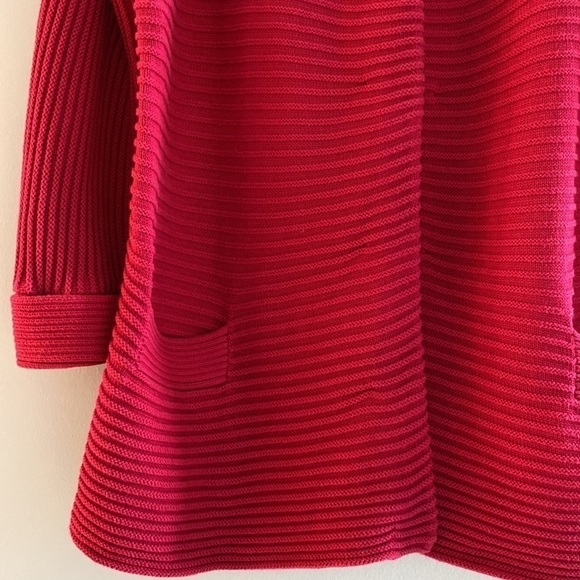 Anne Klein Cardigan ribbed pink with 3/4 cuffed sleeves. 100% cotton. Medium
C - Picture 9 of 11